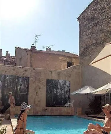 D'arlatan 3* Арль